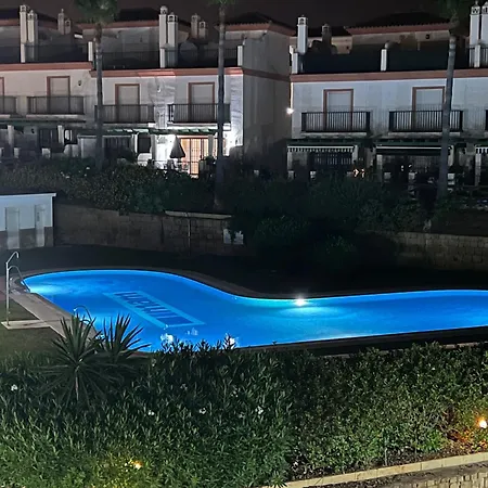 Cabopino Townhouse Sleeps6 Pool Holiday home