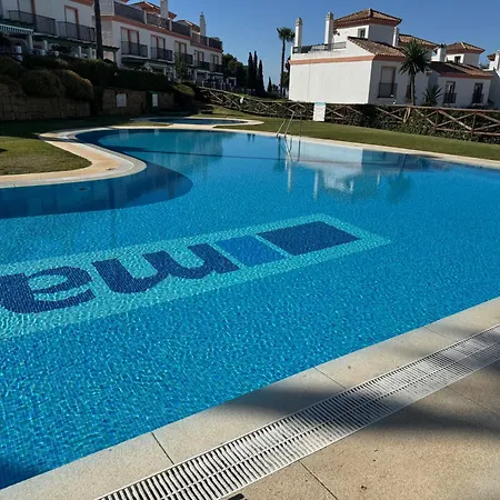 Cabopino Townhouse Sleeps6 Pool Marbella