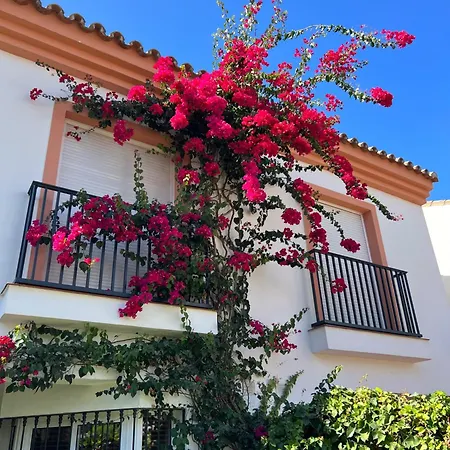Holiday home Cabopino Townhouse Sleeps6 Pool