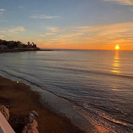 Cabopino Townhouse Sleeps6 Pool