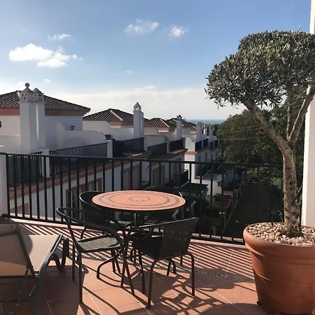 Cabopino Townhouse Sleeps6 Pool Marbella